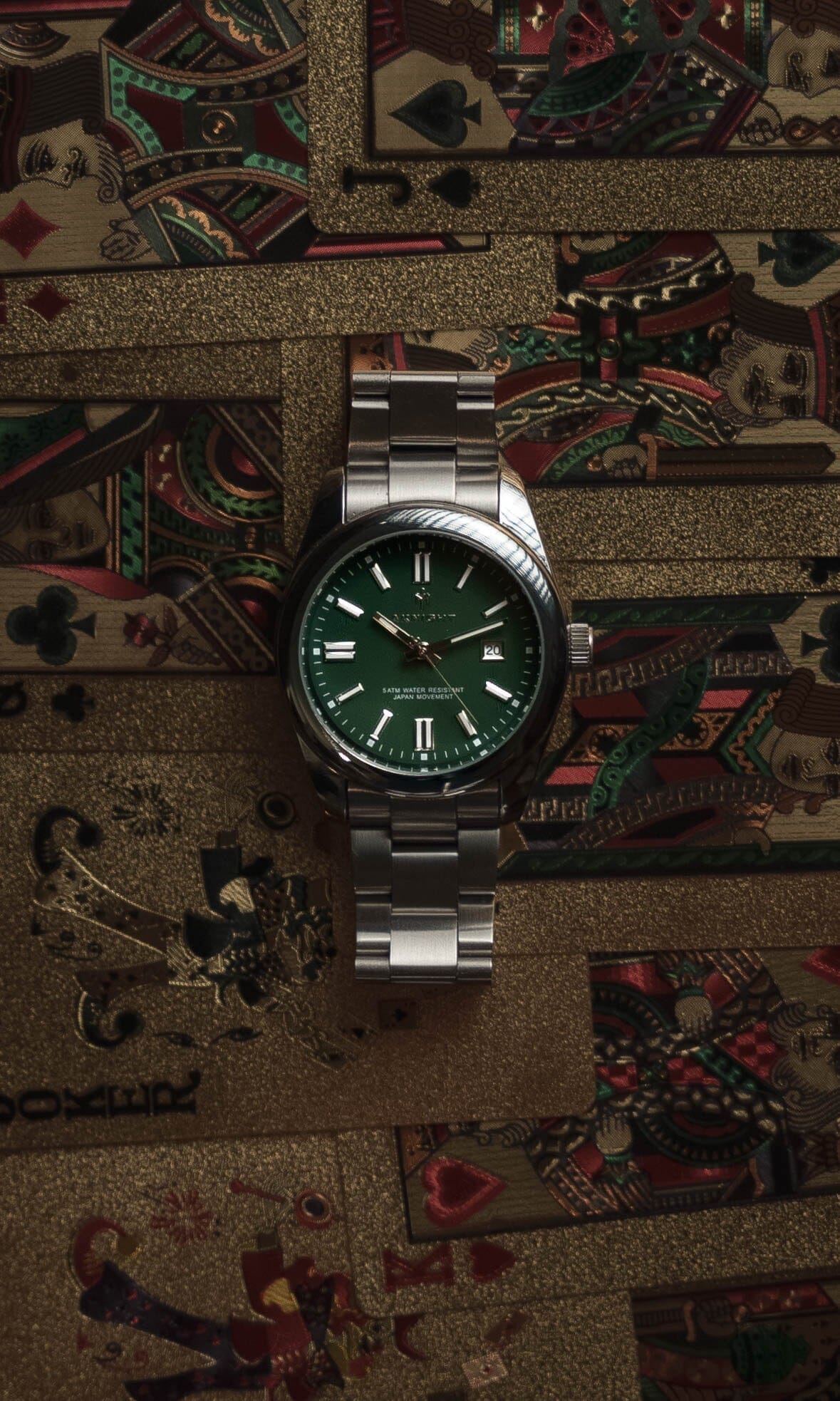 Reloj Poedagar Aknight